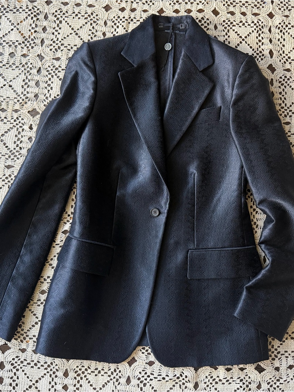 Luxurious GUCCI Tom Ford era black sharkskin blazer like new Italy 42